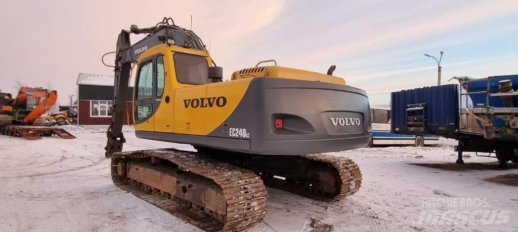 Volvo EC 240 C L Roomikekskavaatorid