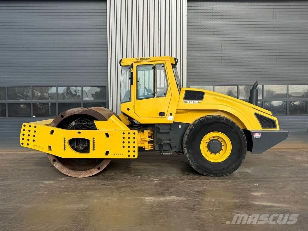 Bomag BW226 Ühe trumliga rullid