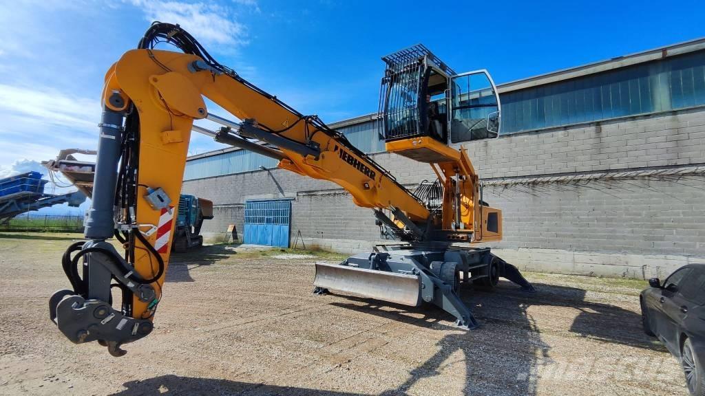 Liebherr LH 30 M Materjalikäitlusmasinad