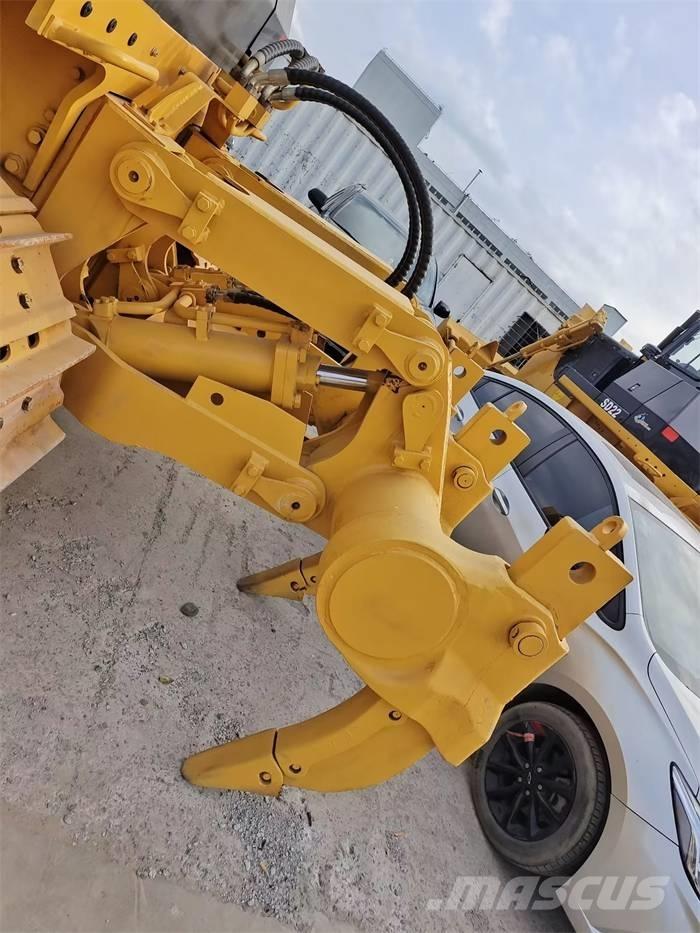 Shantui SD 16 Buldooserid