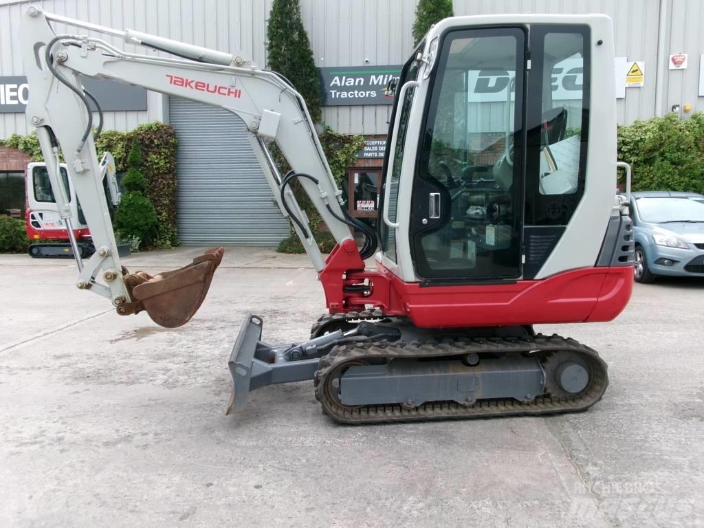 Takeuchi TB 228 Miniekskavaatorid < 7 t