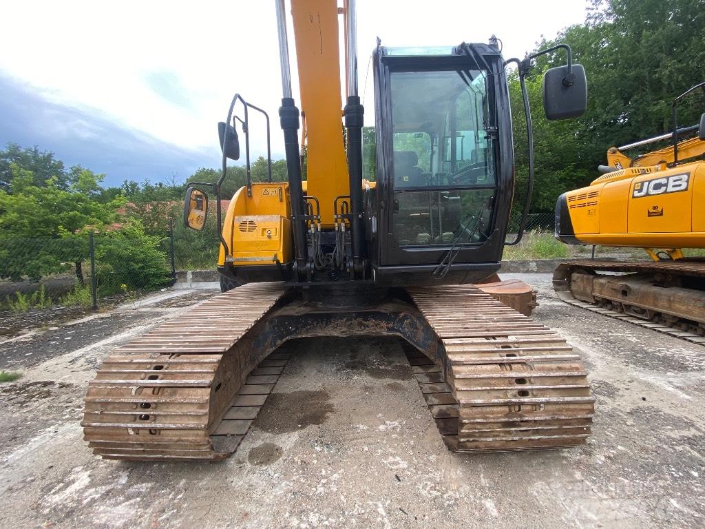 JCB JS 131 LC Roomikekskavaatorid