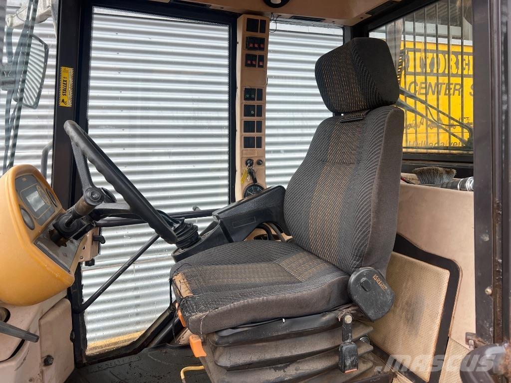 Hydrema 912 C Liigendraamiga pinnaseveokid