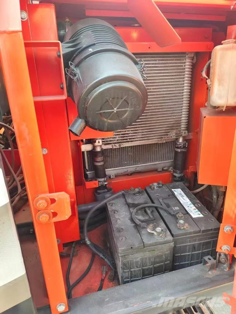 Hitachi ZX 60 Miniekskavaatorid < 7 t