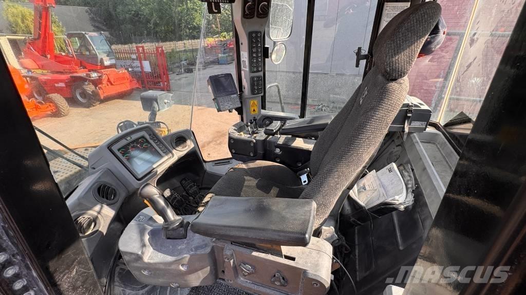 CAT 972 K Rataslaadurid