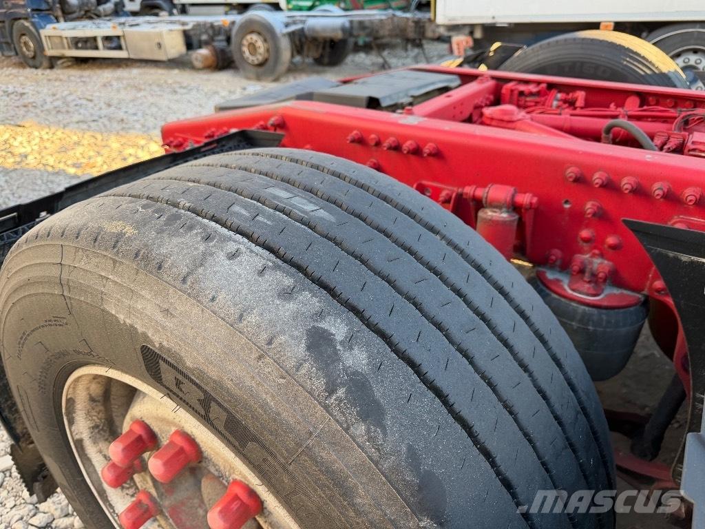 Volvo FH-500 Dragbil Sadulveokid