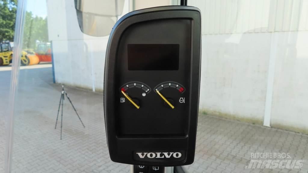 Volvo SD 75 B Ühe trumliga rullid