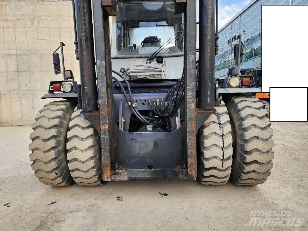 Kalmar DCE 330-12 Diiseltõstukid