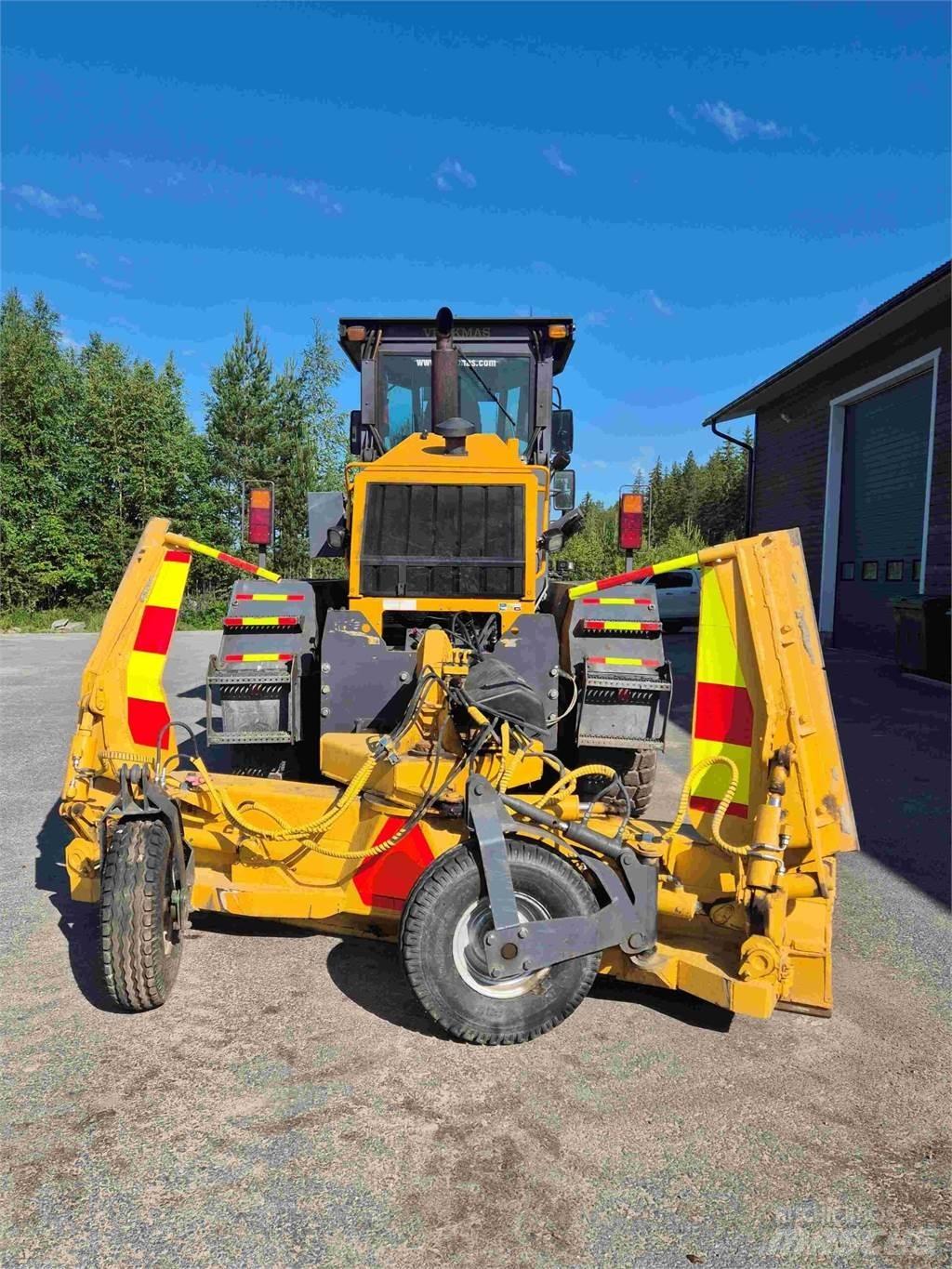 Veekmas RG 286 6WD Greiderid