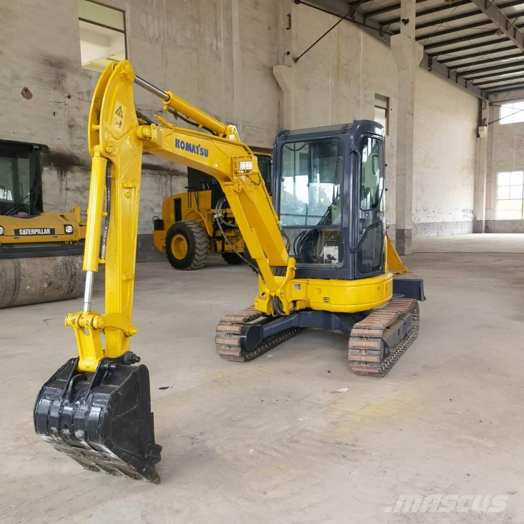 Komatsu PC30 Roomikekskavaatorid