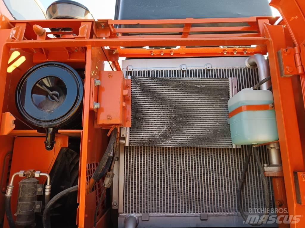 Doosan DH 150 W-7 Ratasekskavaatorid