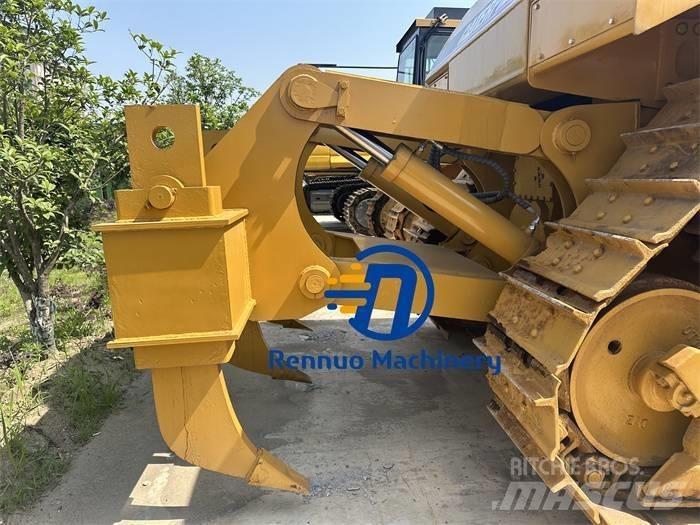 CAT D 7 H Buldooserid
