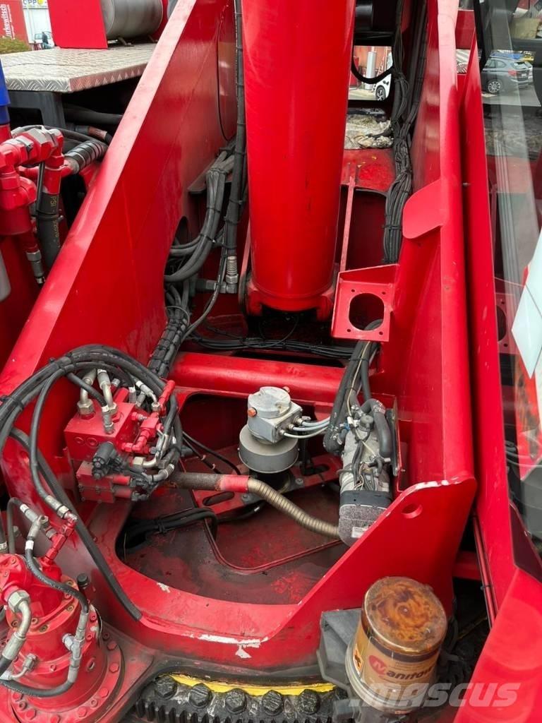 Grove GMK 4100 L Maastikutõstukid
