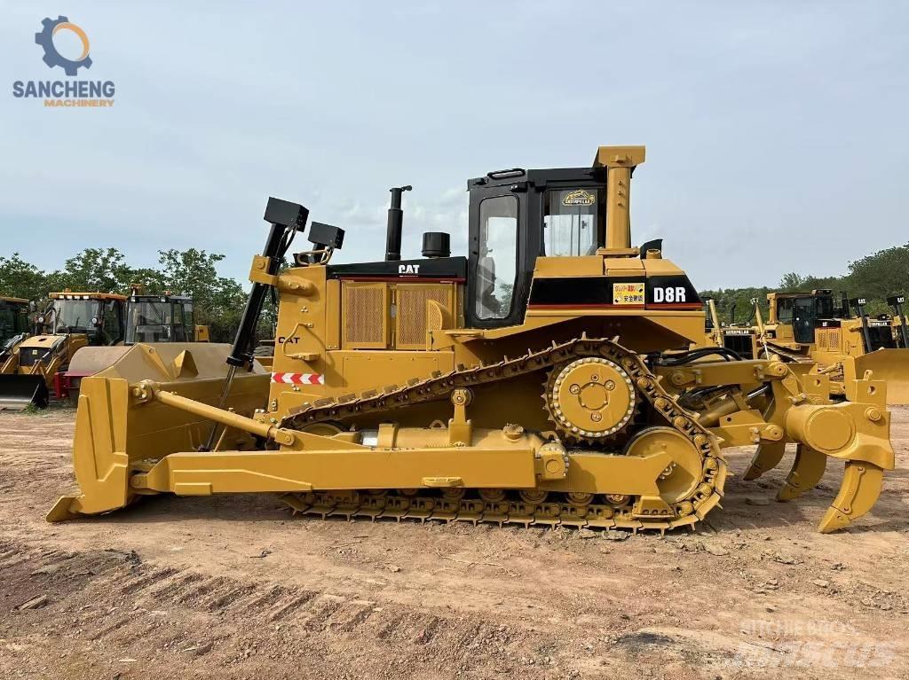 CAT D 8 R Buldooserid