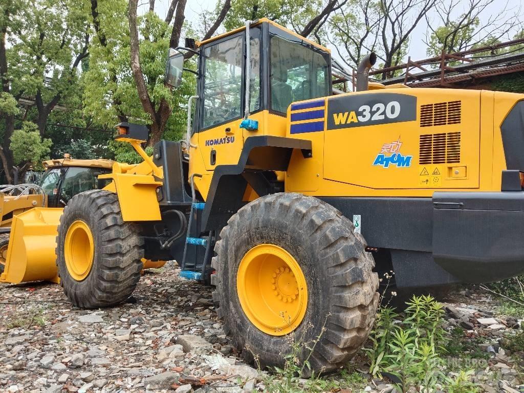 Komatsu WA320-5 Rataslaadurid