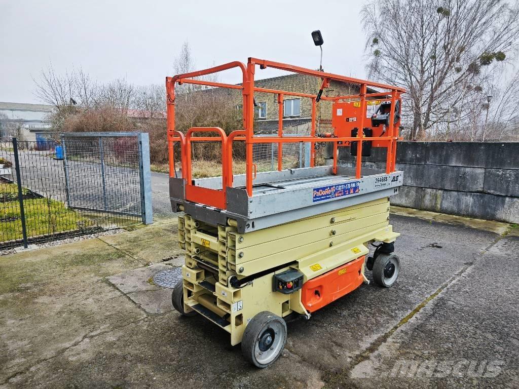 JLG 2646 ES Käärtõstukid