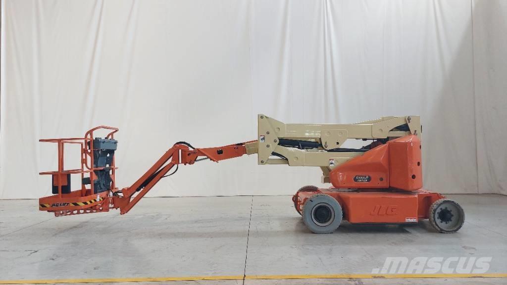 JLG E 400 AJPN Iseliikuvad poomtõstukid