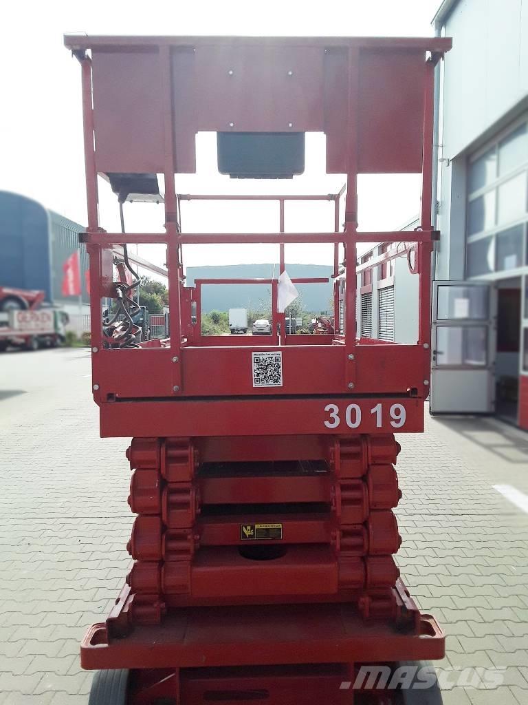 JLG 10 RS Käärtõstukid