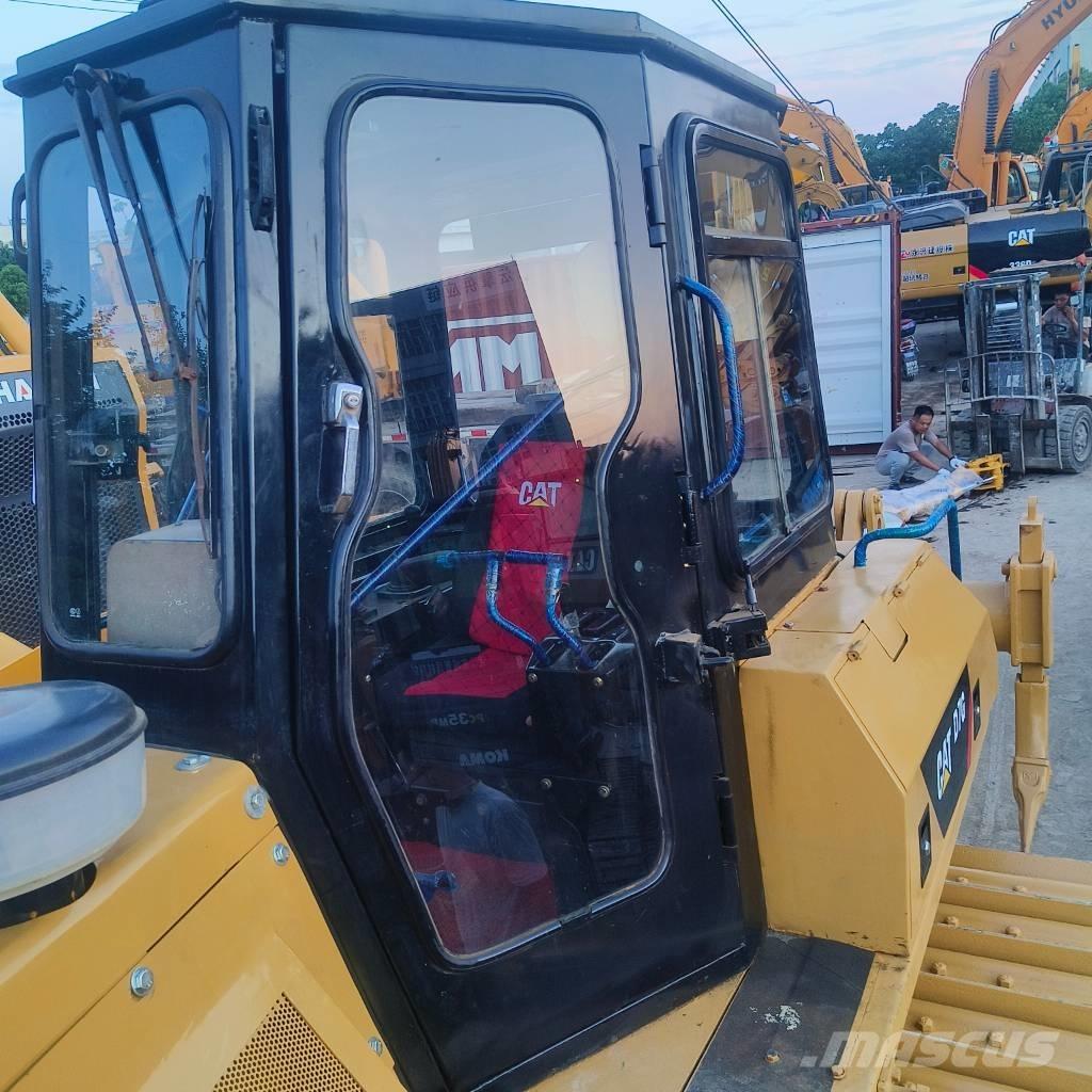 CAT D 7 G Buldooserid