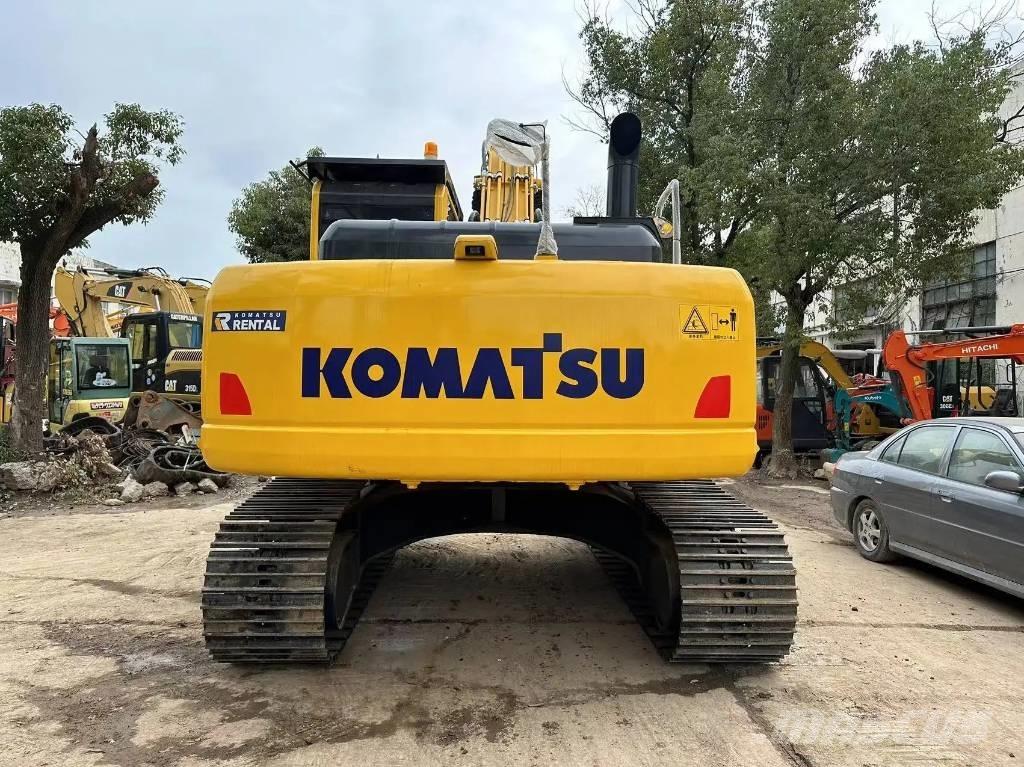 Komatsu PC 200-8 Roomikekskavaatorid