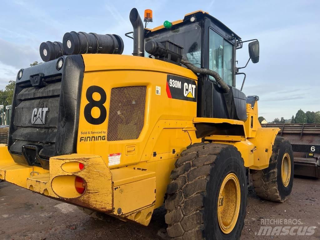 CAT 930 M Rataslaadurid