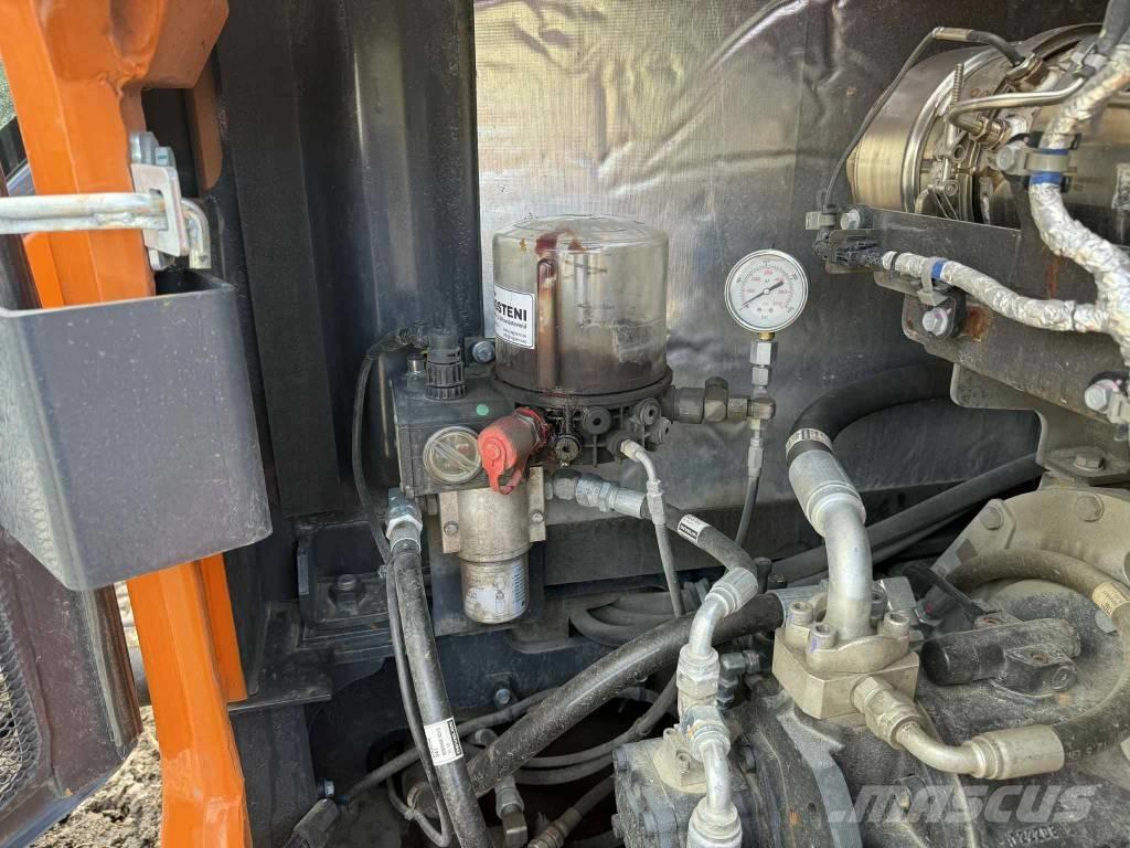 Develon DX 85 R-7 Väikeekskavaatorid 7t-12t