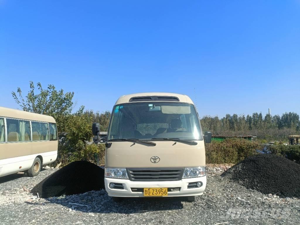 Toyota Coaster Bus Väikebussid
