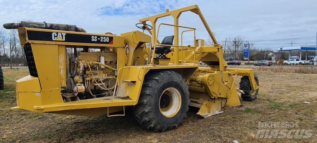 CAT SS 250 B Pinnasetihendajad
