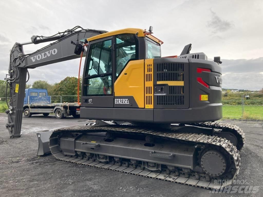 Volvo ECR 235 E L Roomikekskavaatorid