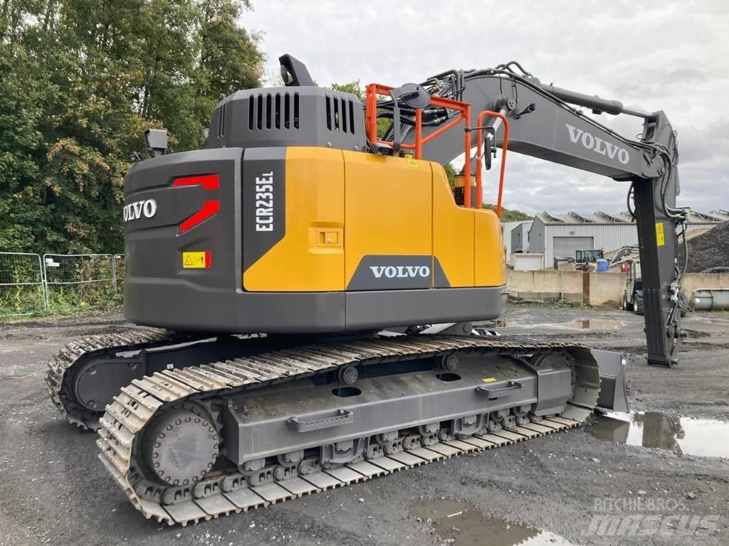 Volvo ECR 235 E L Roomikekskavaatorid