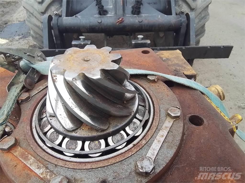 Volvo BM 868 Ülekandemehhanism
