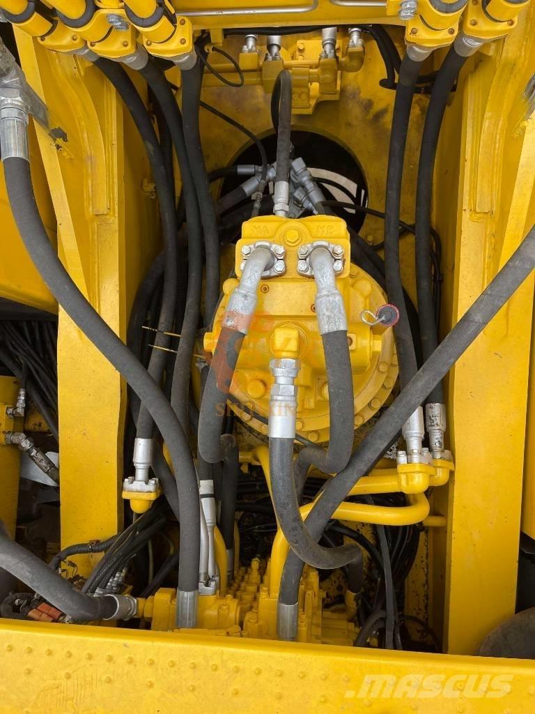 Komatsu PC 450 LC-8 Roomikekskavaatorid