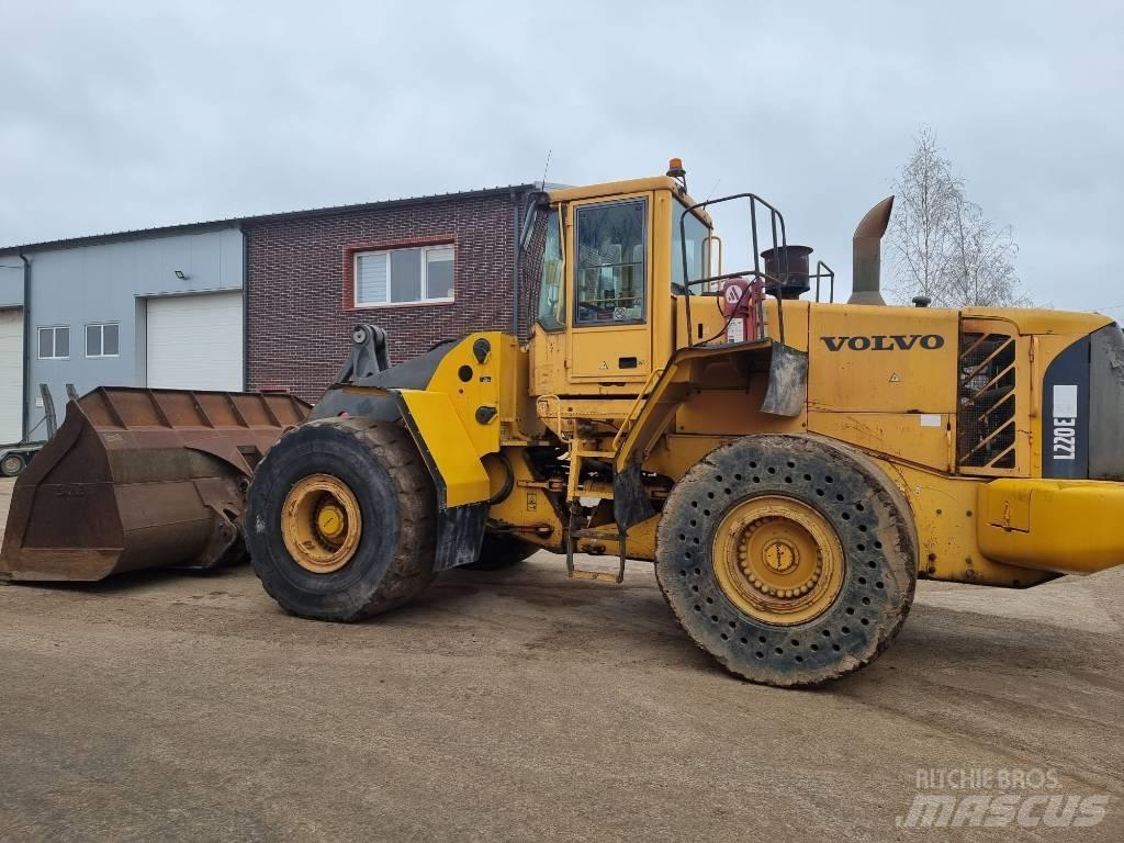 Volvo L 220 E Rataslaadurid