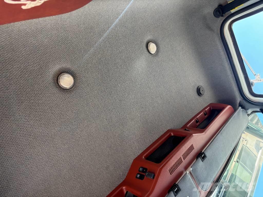 Mack CHU 613 Puksiirid