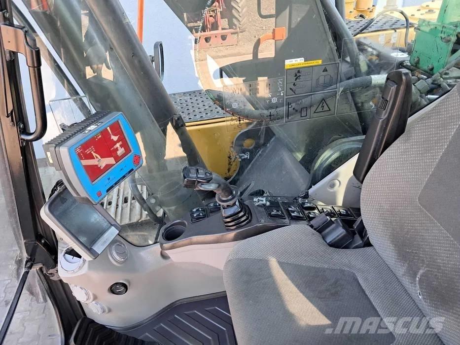 Volvo EC 220 DL Roomikekskavaatorid