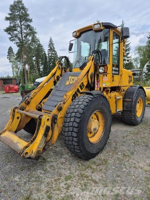 JCB 411B Rataslaadurid