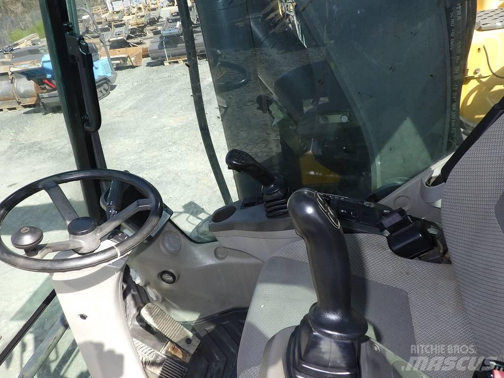 Volvo EW 180 C Ratasekskavaatorid