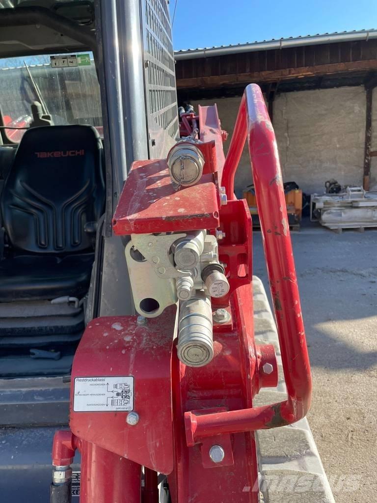 Takeuchi TL12 V2 Kompaktlaadurid