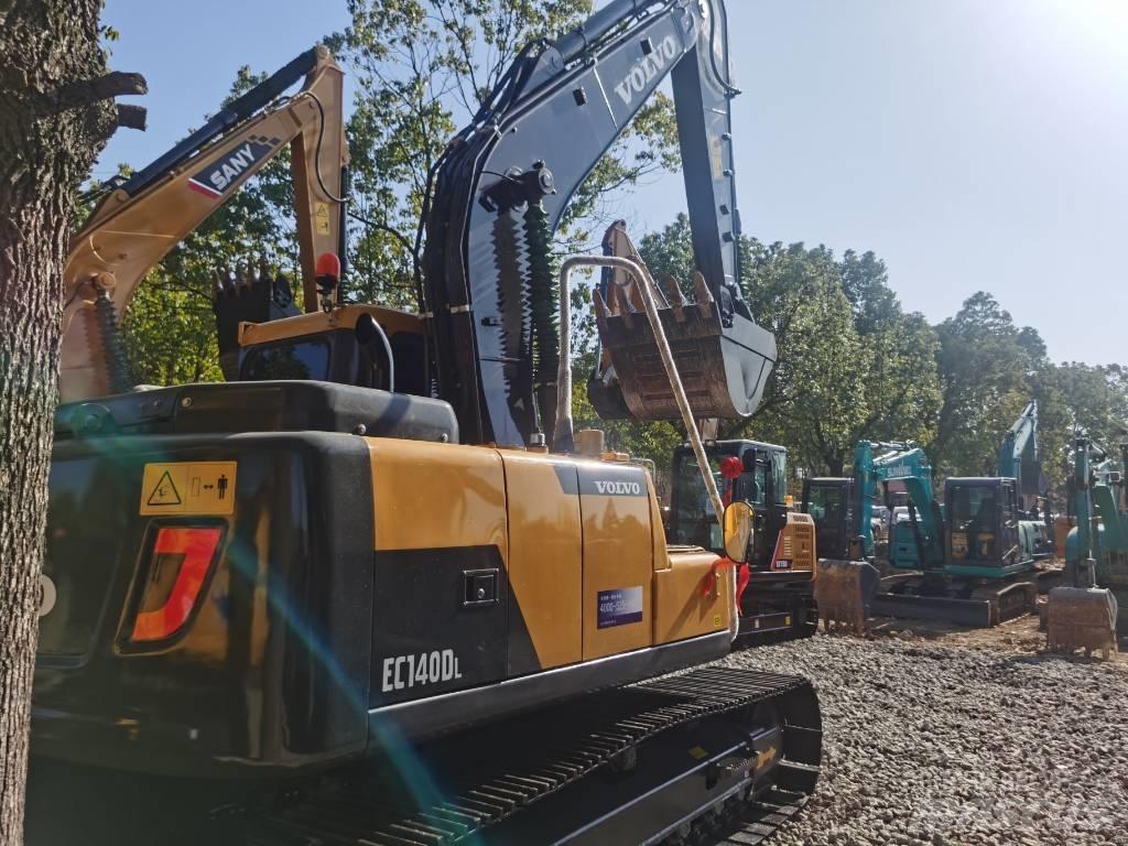 Volvo EC 140 DL Roomikekskavaatorid