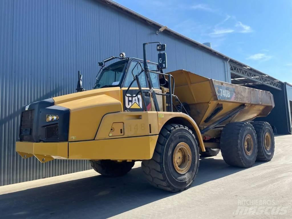 CAT 740B Liigendraamiga pinnaseveokid