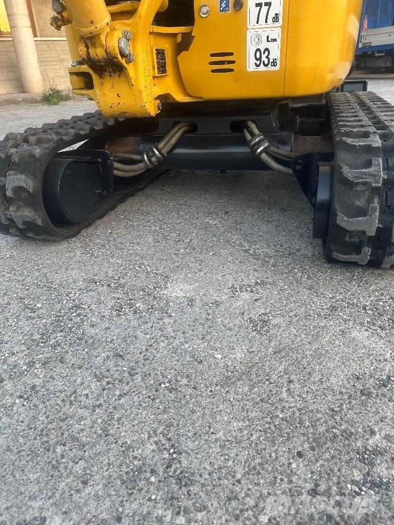 Komatsu PC16R-HS Roomikekskavaatorid