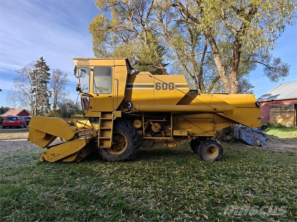 Sampo-Rosenlew 600 Teraviljakombainid