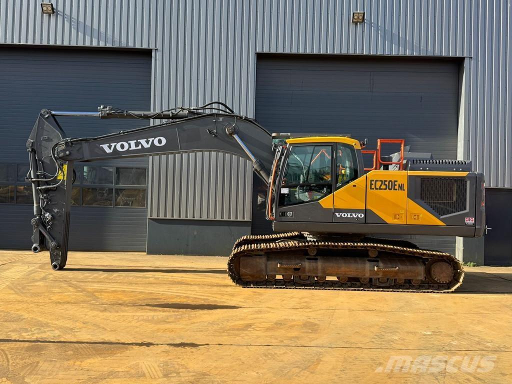 Volvo EC250ENL Roomikekskavaatorid