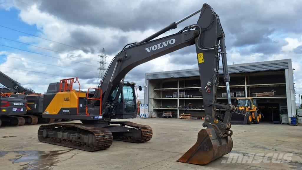 Volvo EC 250 EL Roomikekskavaatorid