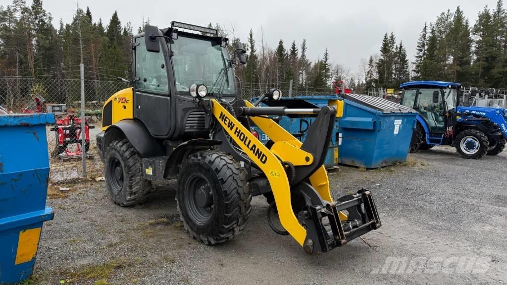 New Holland W70C Rataslaadurid