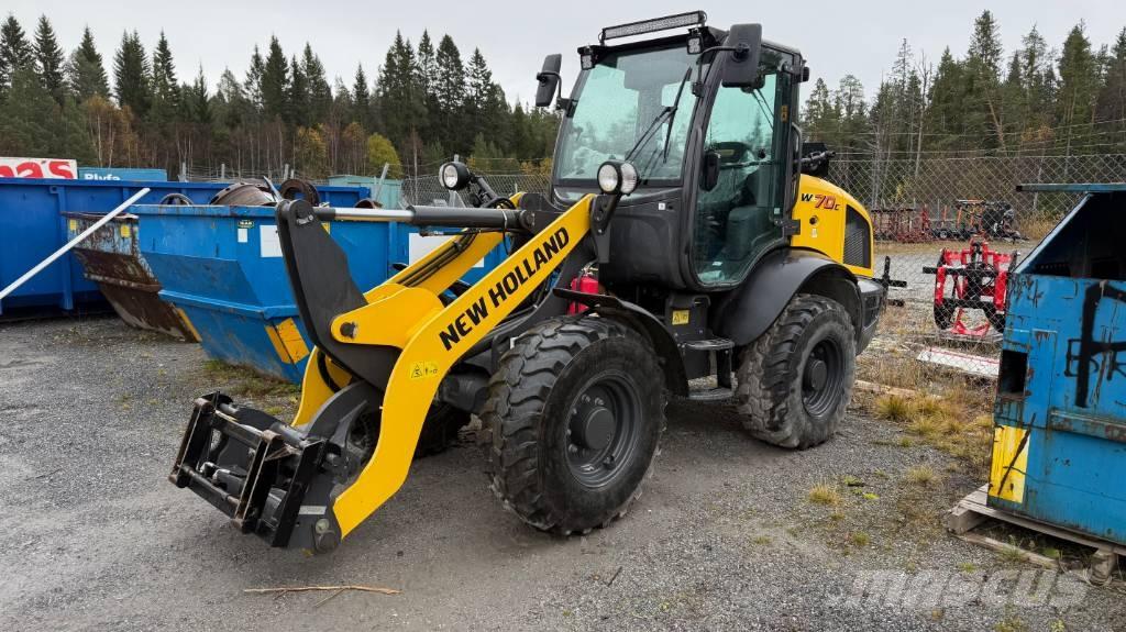 New Holland W70C Rataslaadurid