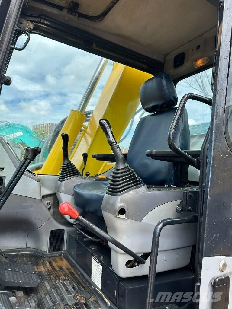 Komatsu PC 78 US-6N0 Roomikekskavaatorid