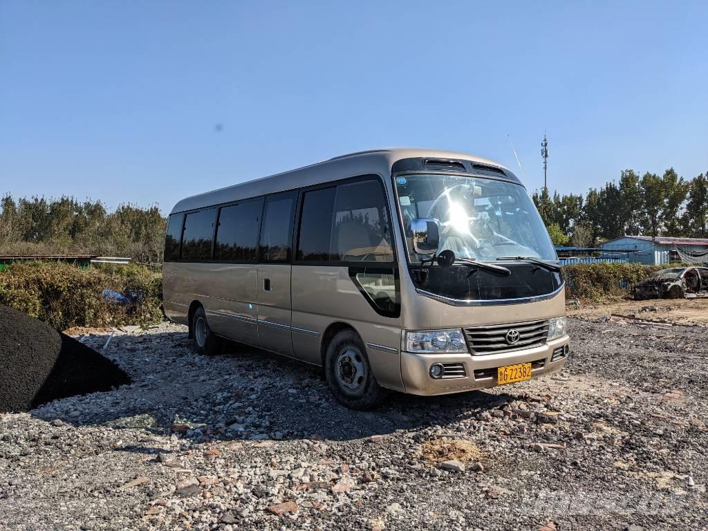 Toyota Coaster Bus Väikebussid
