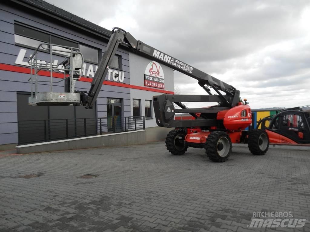 Manitou 200 ATJ Iseliikuvad poomtõstukid