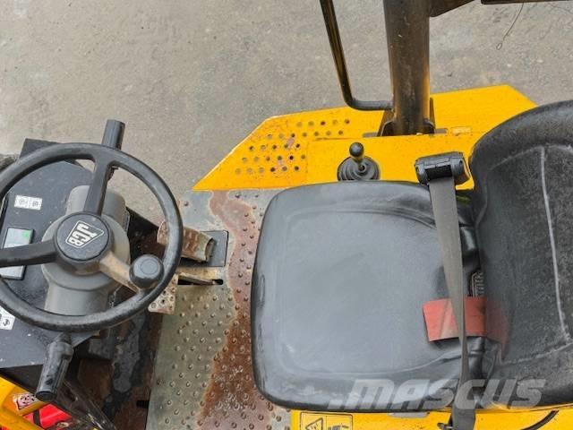 JCB 3 T Väikekallurid